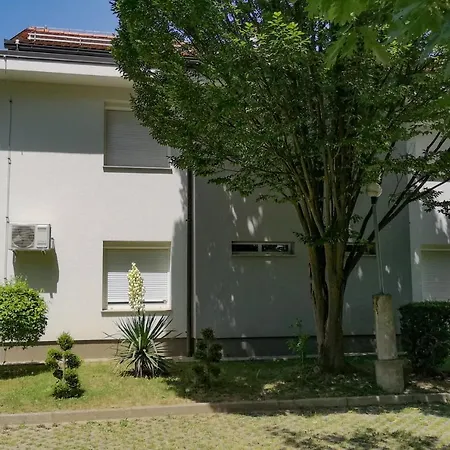 Apartma Pax Poetovio *